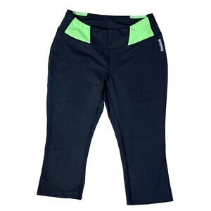 Reebok Women's Cropped 3/4 Length Green Black Legging Size M